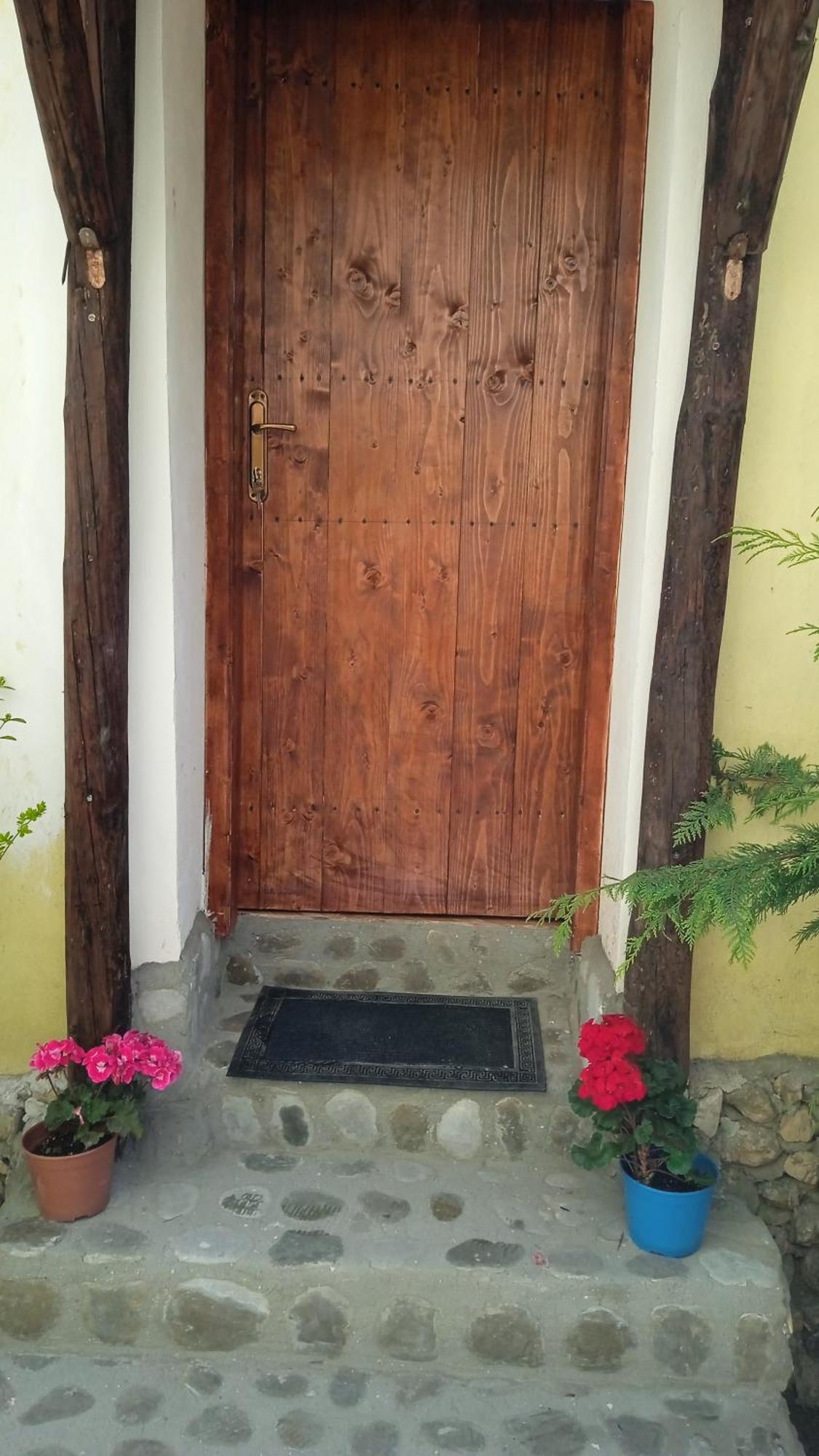Karafil Guesthouse Gjirokaster Exterior photo