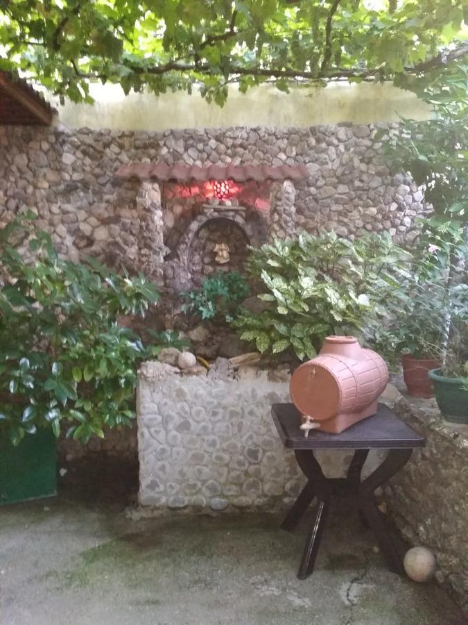 Karafil Guesthouse Gjirokaster Exterior photo