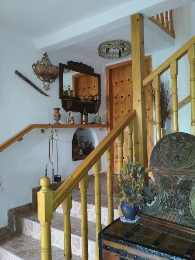 Karafil Guesthouse Gjirokaster Exterior photo